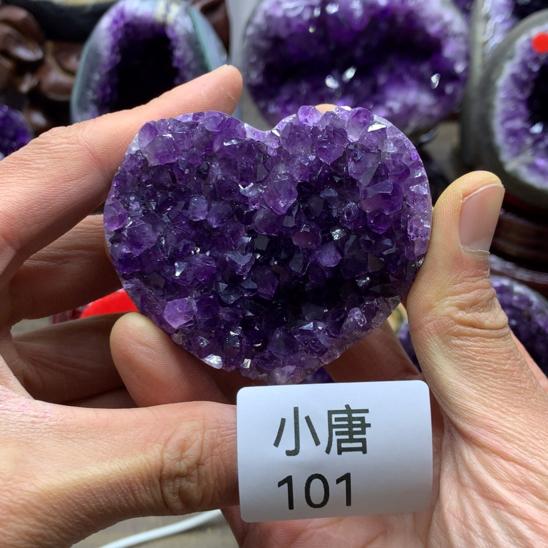 紫晶大型摆件（非配饰）未镶嵌