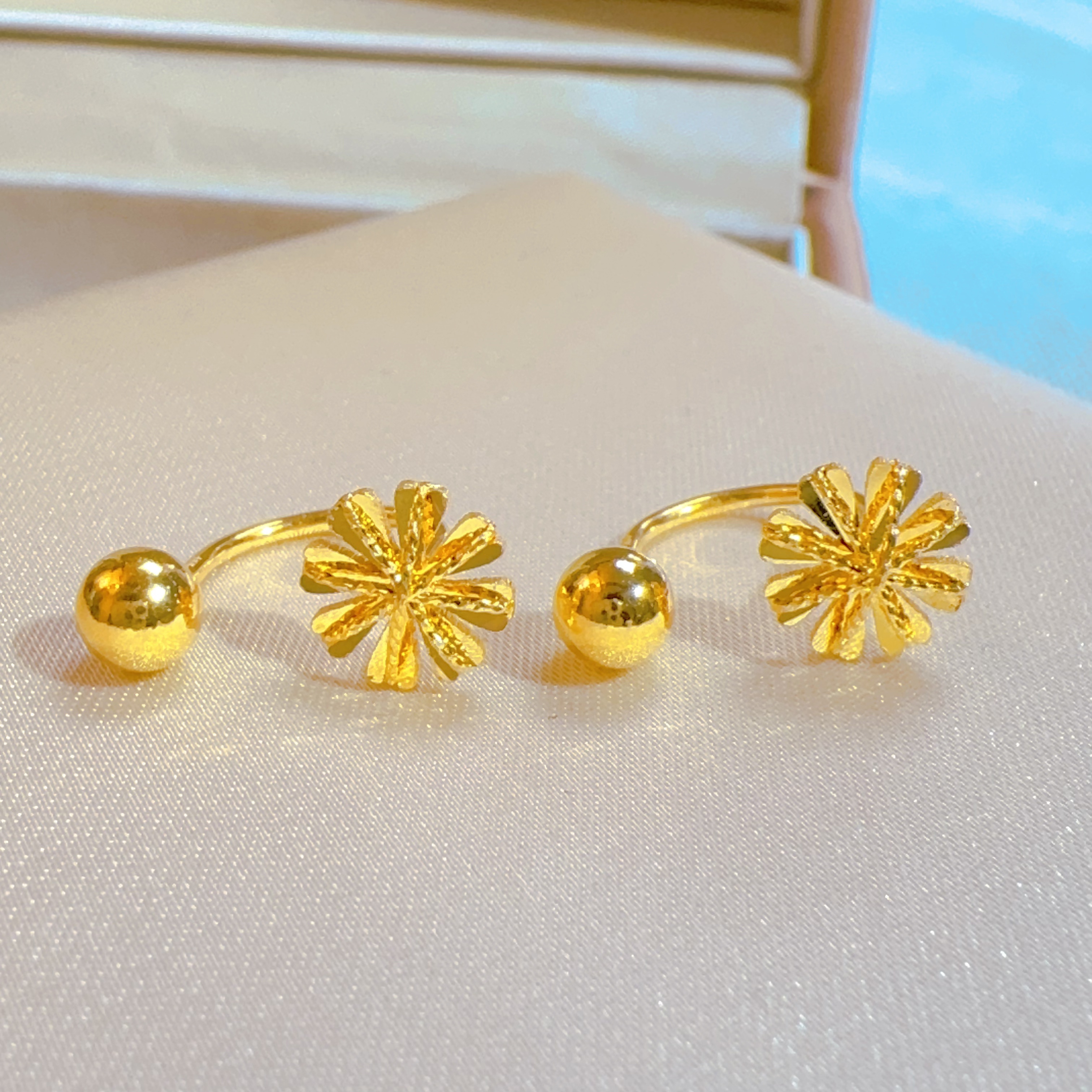 足金999时尚U型耳饰2.03g