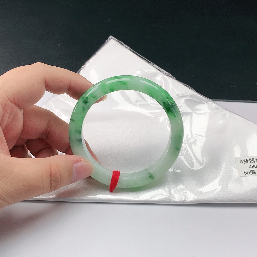 翡翠手镯未镶嵌翡翠397
