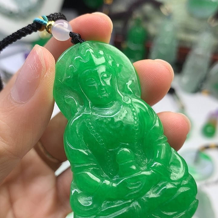 颈饰未镶嵌翡翠源头