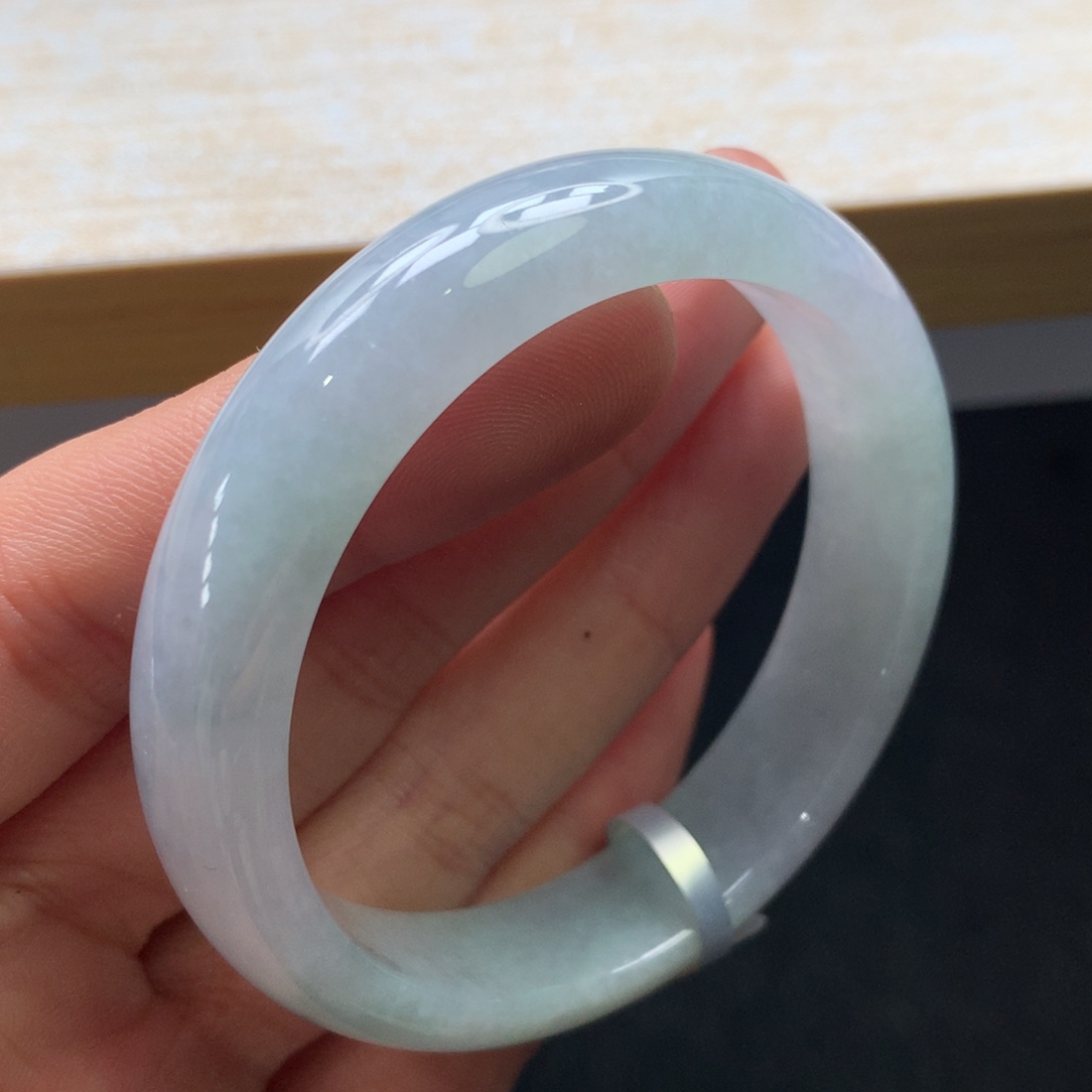 翡翠未镶嵌手镯手镯