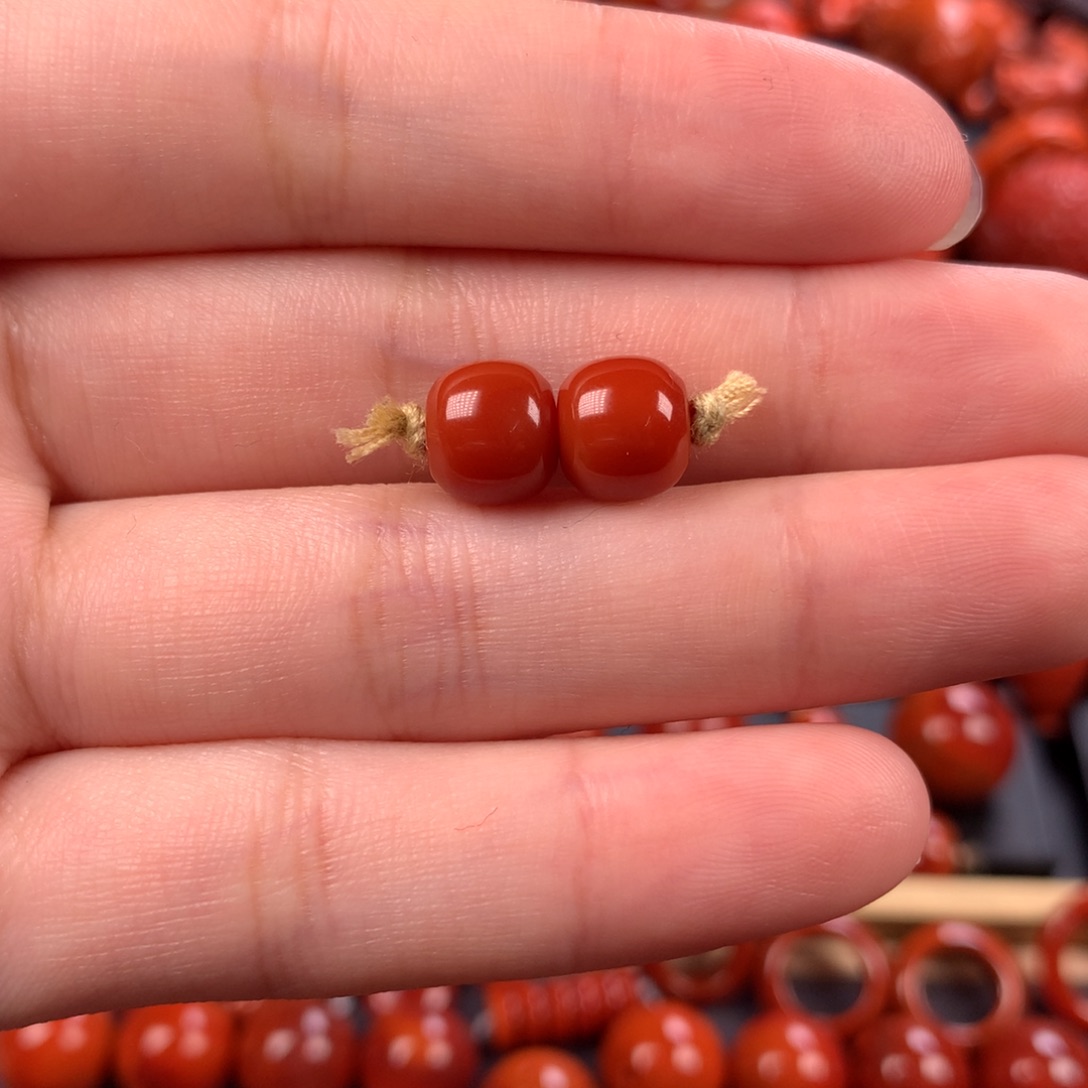 未镶嵌老型对珠8.5mm南红玛瑙