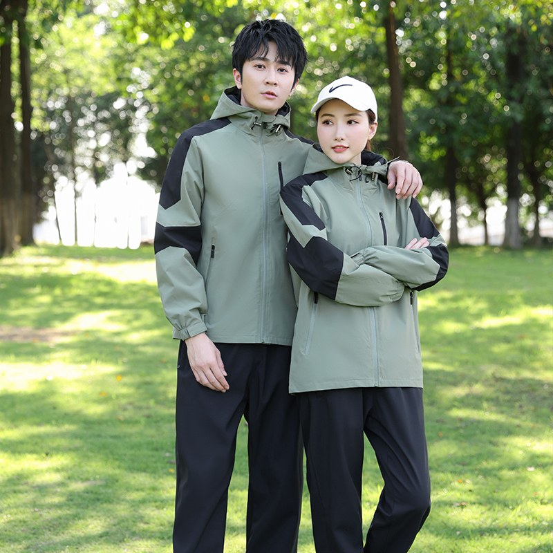 春季新款单冲锋衣男女同款防风防水休闲运动户外儿童成人同款