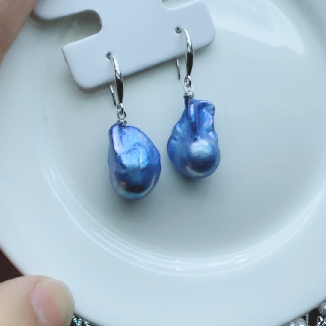 淡水珍珠颈饰钛钢