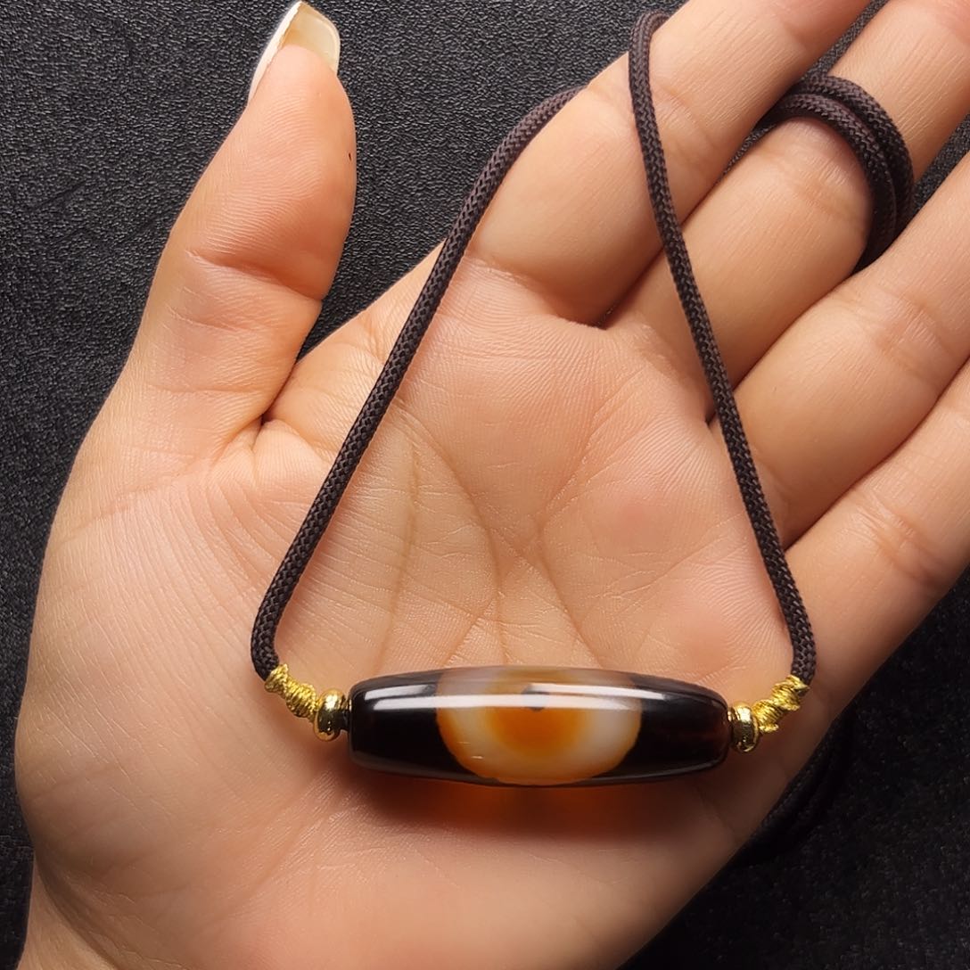 玛瑙/玉髓颈饰合金