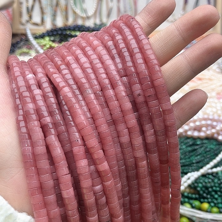 玛瑙/玉髓珠宝半成品未镶嵌一条6/3mm左右草莓晶直切