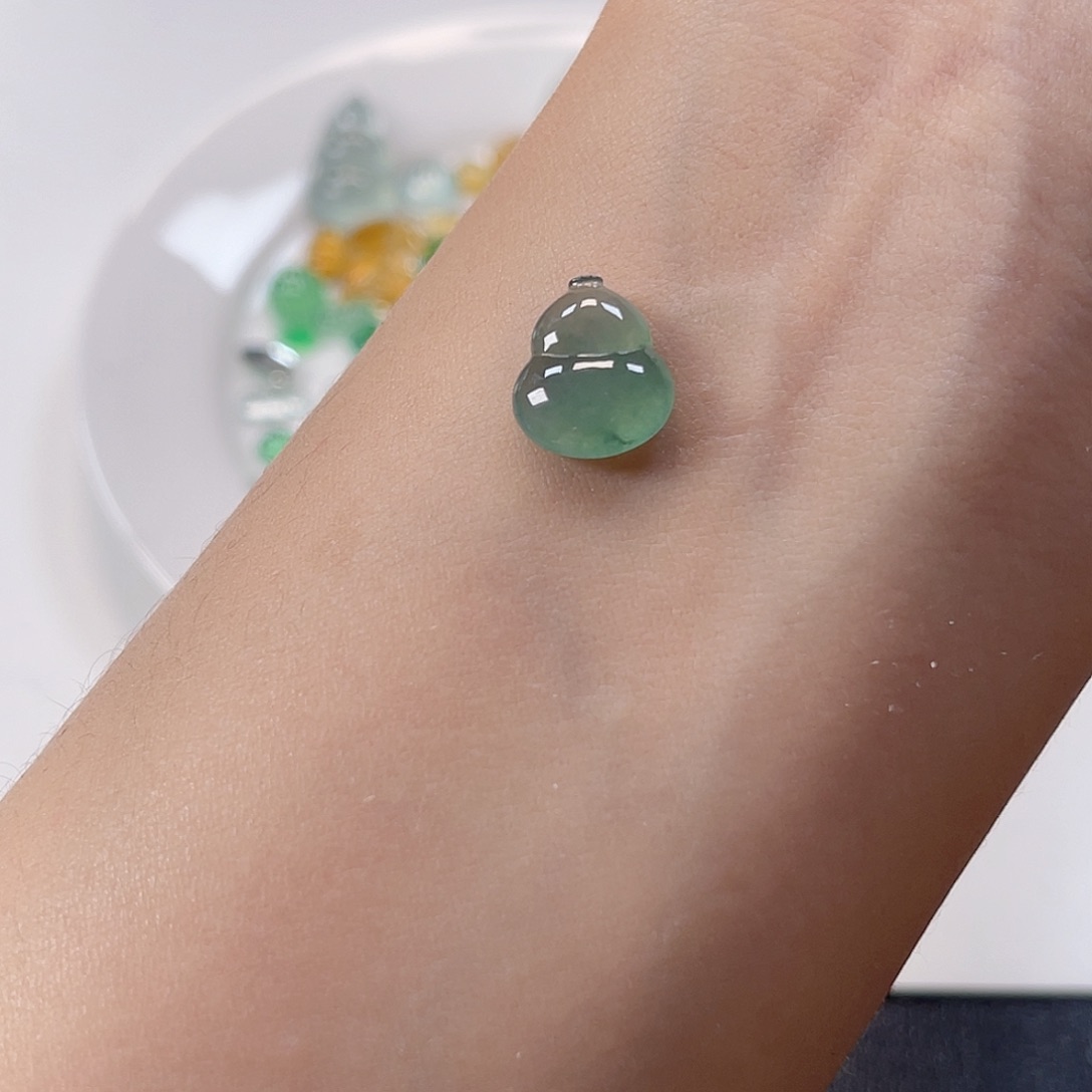 翡翠裸石纯天然A货缅甸翡翠