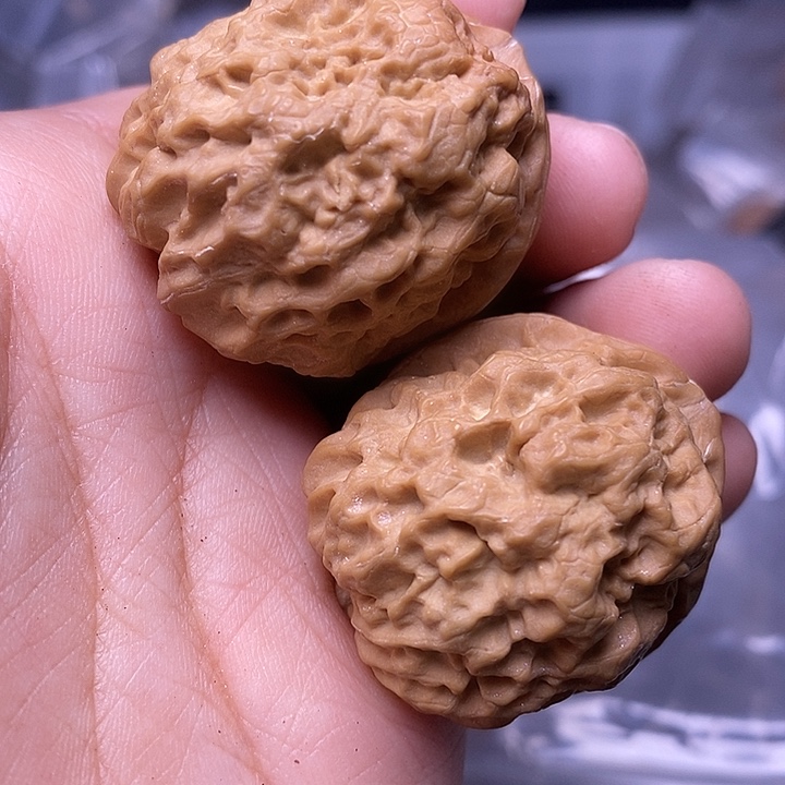 文玩核桃吊坠   130