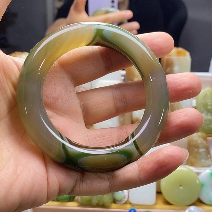 玛瑙/玉髓未镶嵌手镯