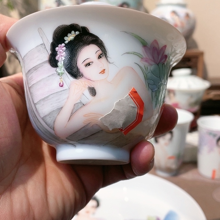 冰*景德镇陶瓷，手工绘画