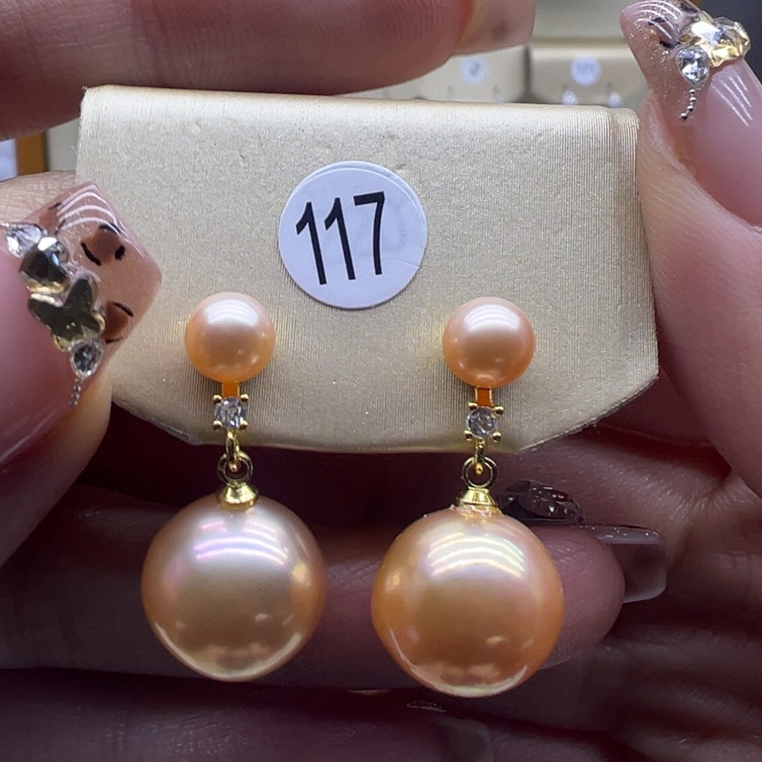 淡水珍珠耳饰未镶嵌
