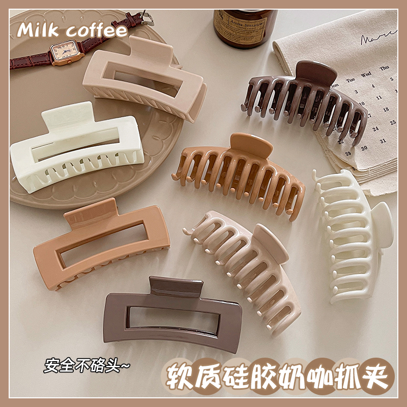高级感奶咖软质硅胶头发抓夹女2025新款防摔鲨鱼夹后脑勺大号发夹