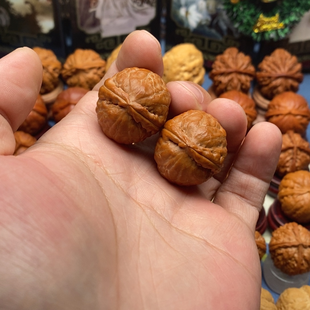 文玩核桃把件小红豆