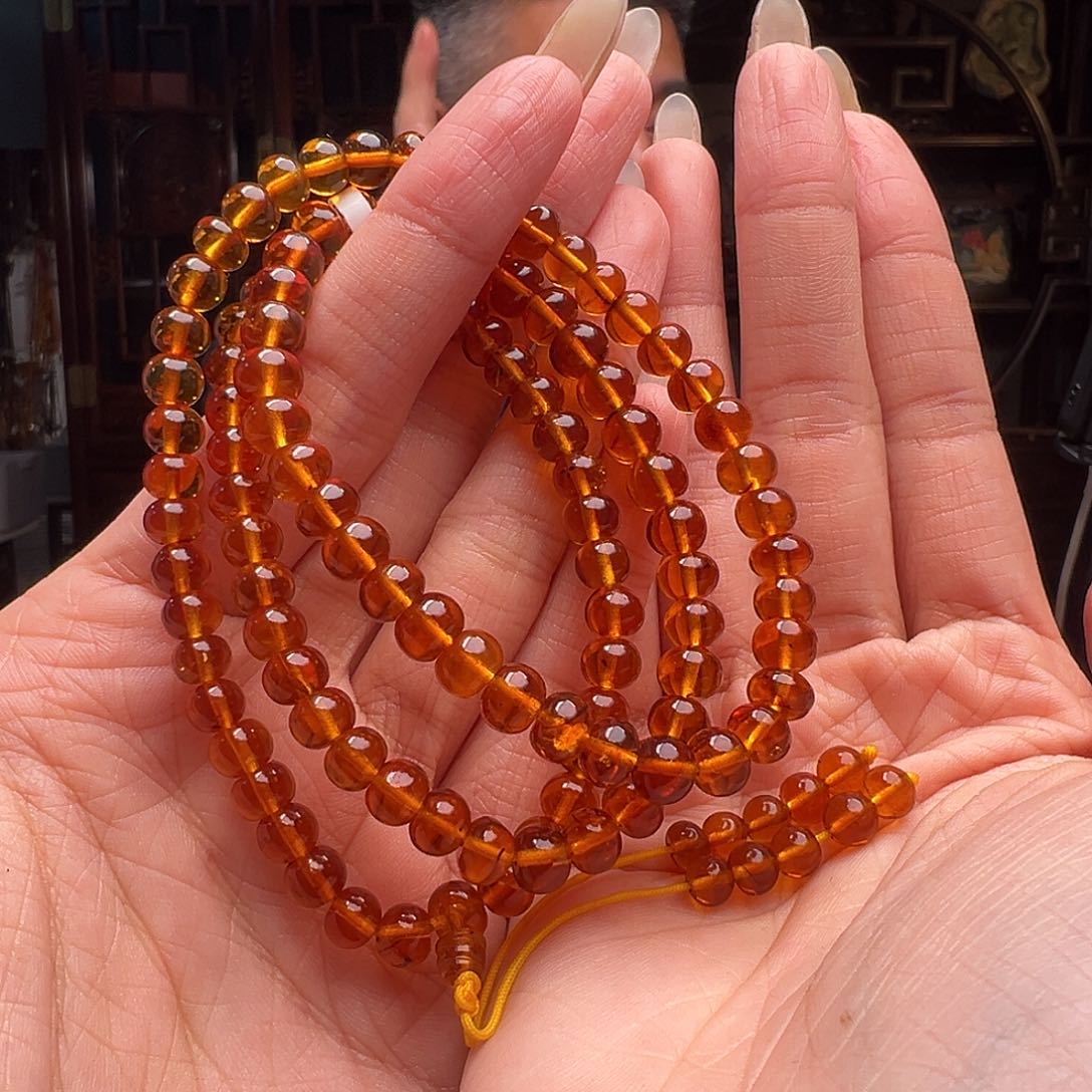 琥珀裸石未镶嵌.**.抚顺琥珀90012。6mm