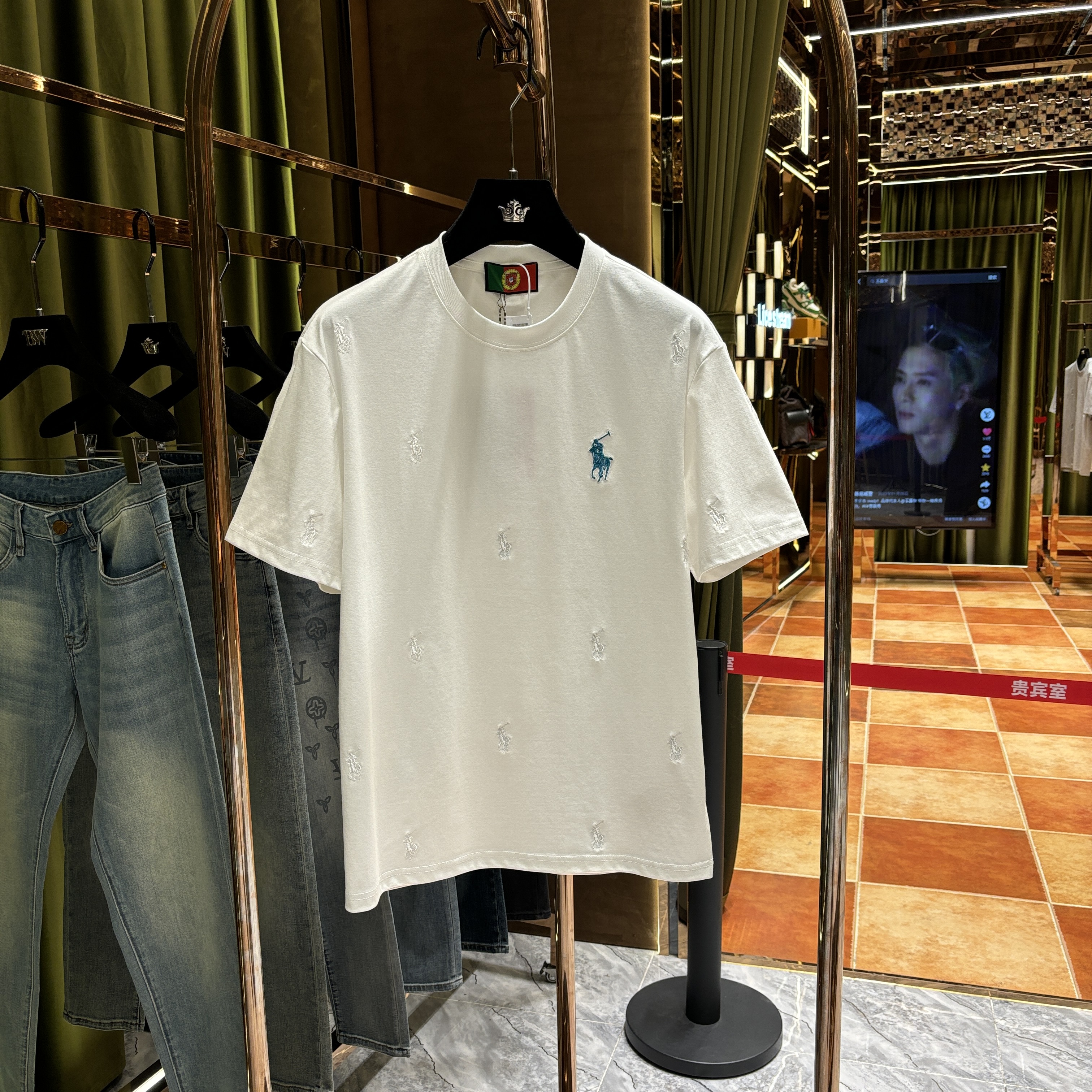 忆【菲菲专属】2025夏季新品高级感时尚百搭重工短袖25027