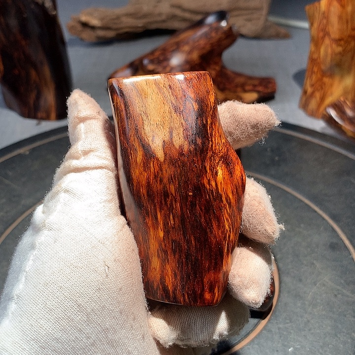 ****前黄花梨/降香黄檀黄花梨