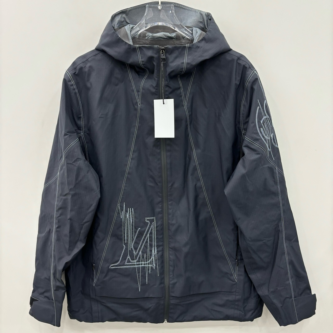 louis Vuitton 路易威登/压胶刺绣logo冲锋衣/50码/99新/编号7210