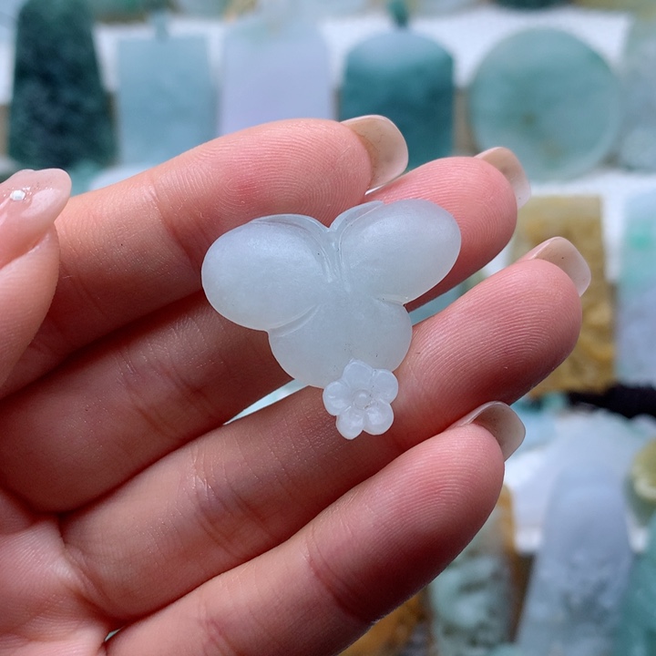 定制翡翠未镶嵌蝴蝶