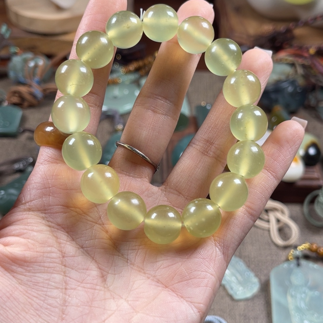 蛇纹石玉未镶嵌手链