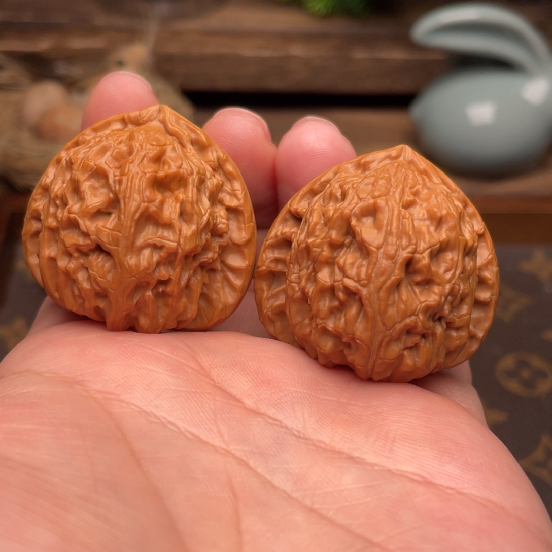 文玩核桃把件长****海G4号37白狮子