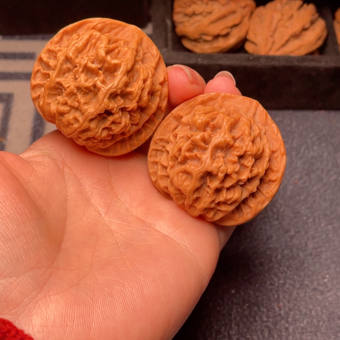 文玩核桃吊坠秦岭核桃56