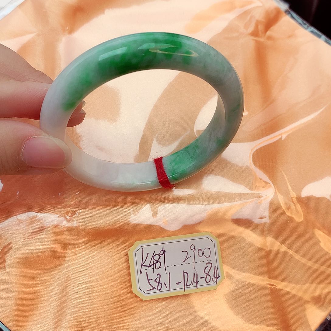 翡翠未镶嵌手镯缅甸翡翠