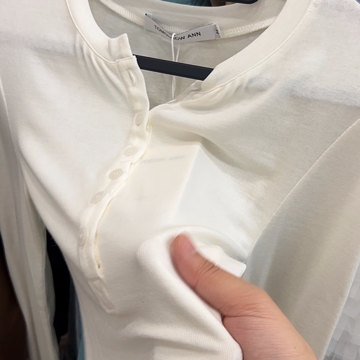 棉***糖今天新款 扣子白色长袖打底M