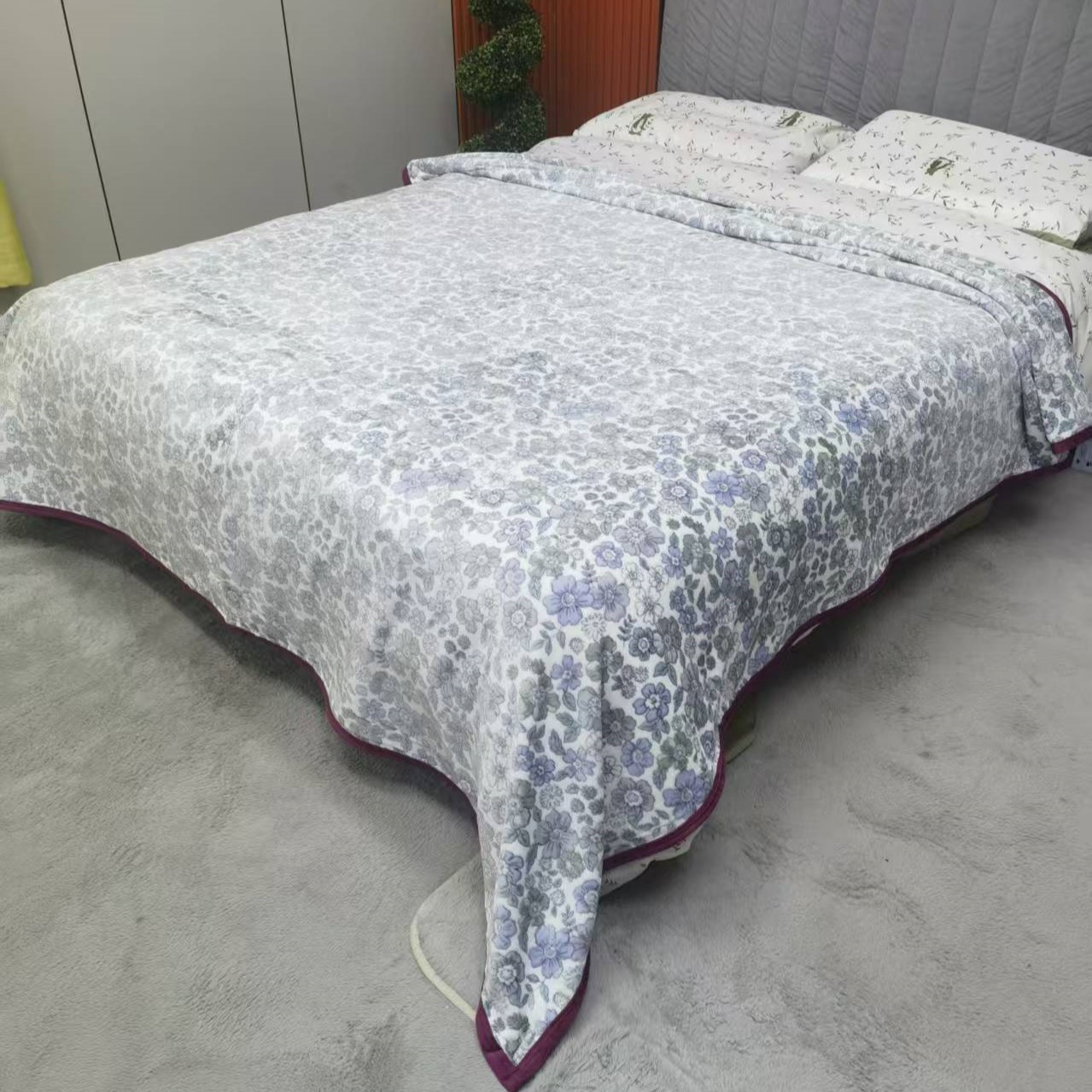外贸单2*2.3蓝色小花包边厚毛毯冬季铺床保暖大床用可盖毛毯