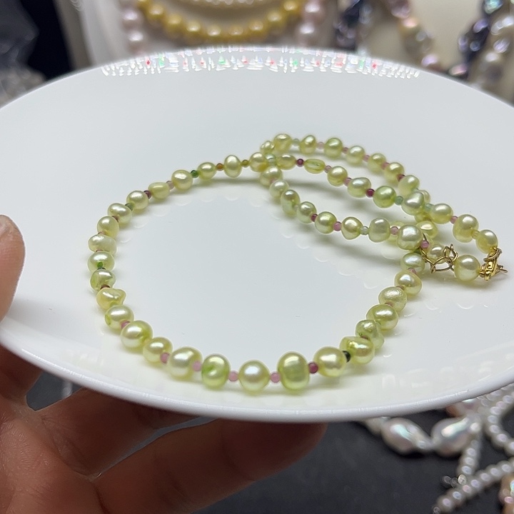 颈饰淡水珍珠未镶嵌