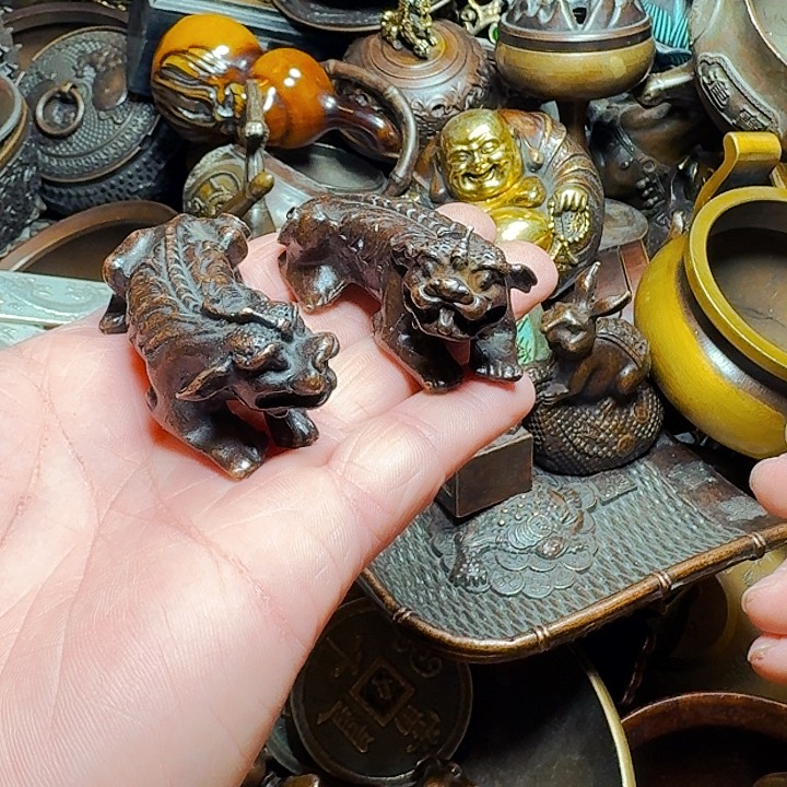 铜器摆件收收藏藏