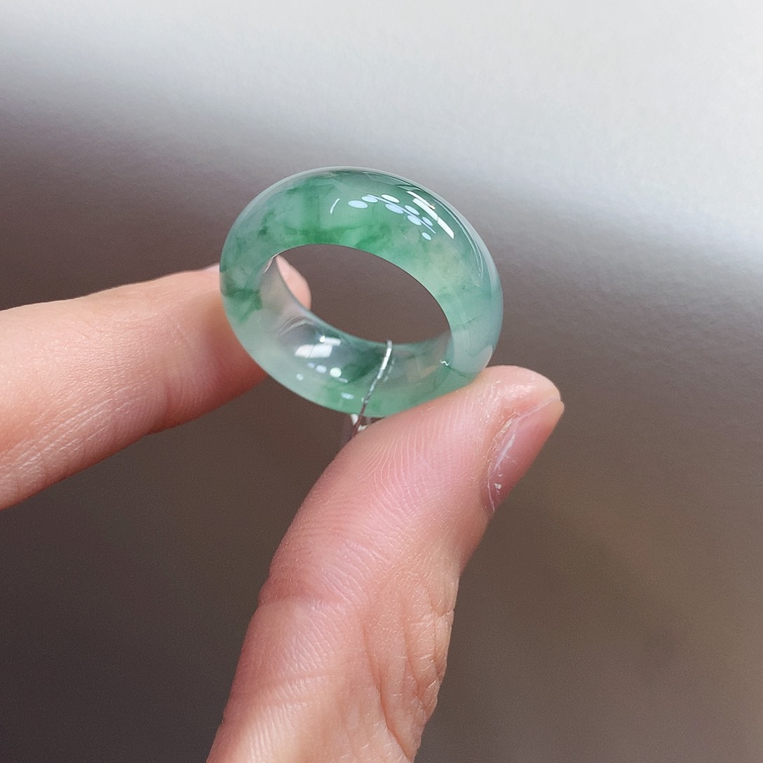 翡翠戒指未镶嵌11-12号