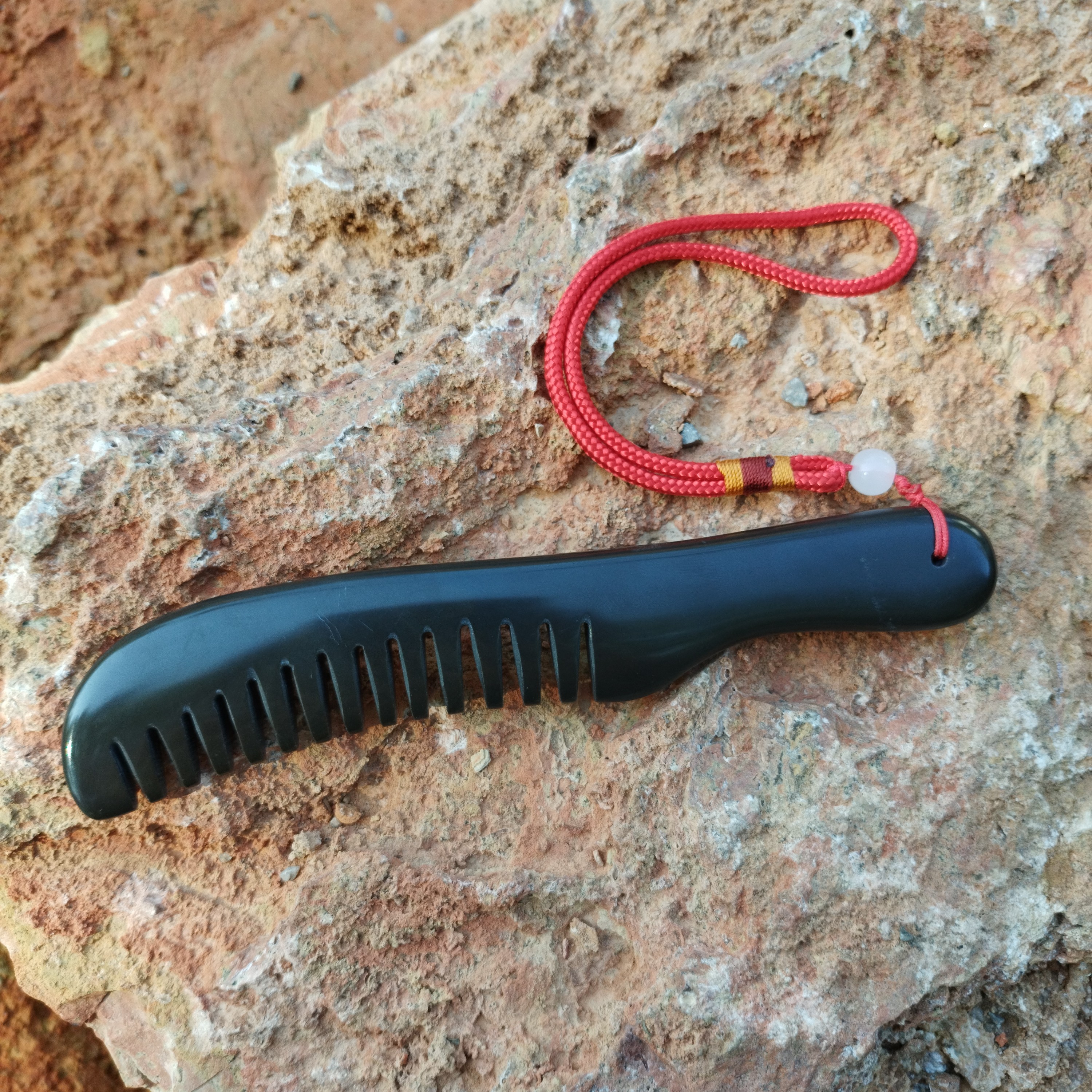 泗滨玉化长把梳子