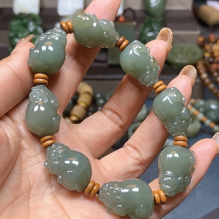 和田玉手串未镶嵌