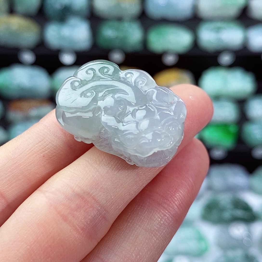 翡翠颈饰未镶嵌天然