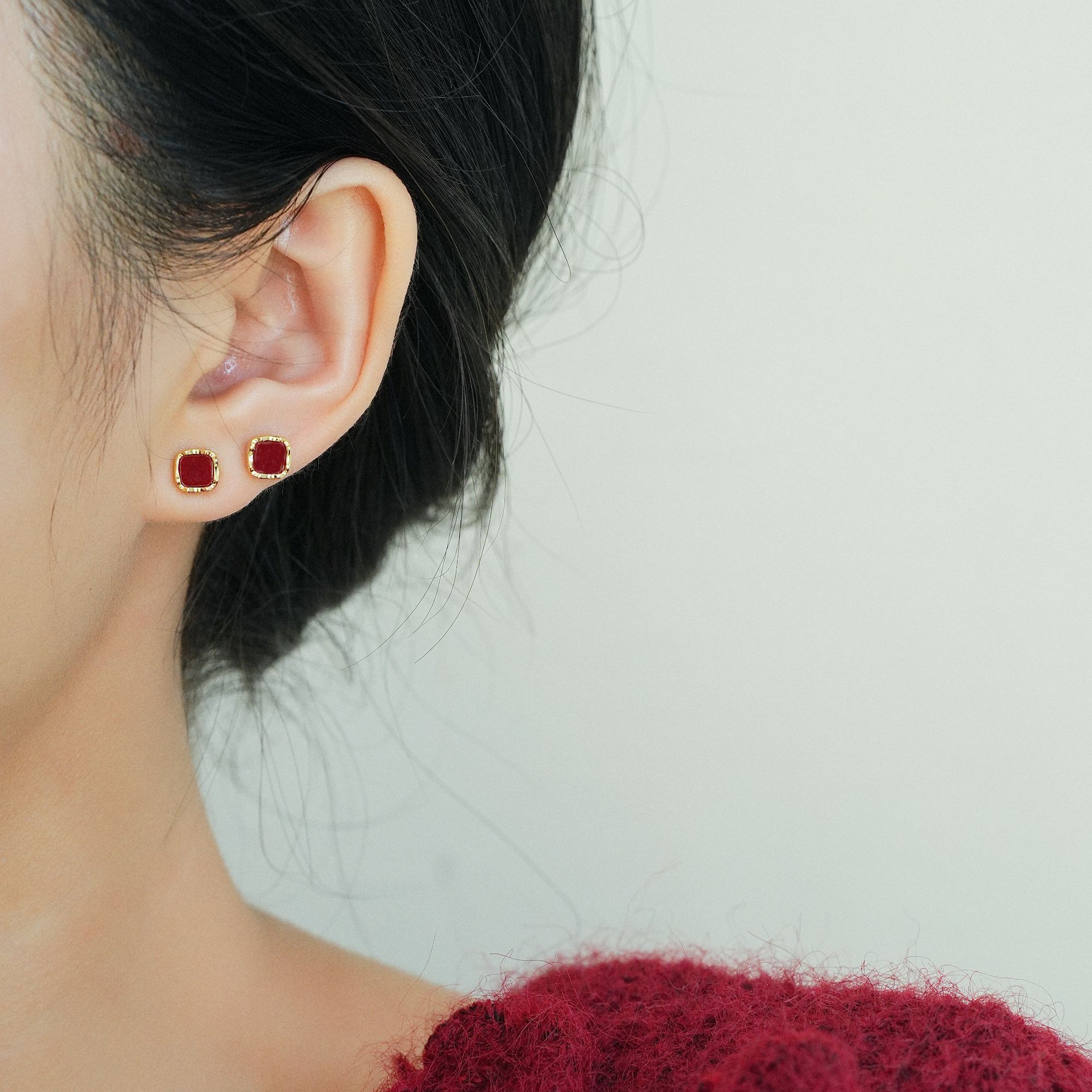 铜合金耳饰 红色方形迷你耳钉女耳环2025新款高级感小巧气质圣诞