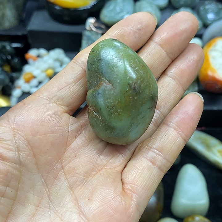 和田玉（糖玉）未镶嵌挂件