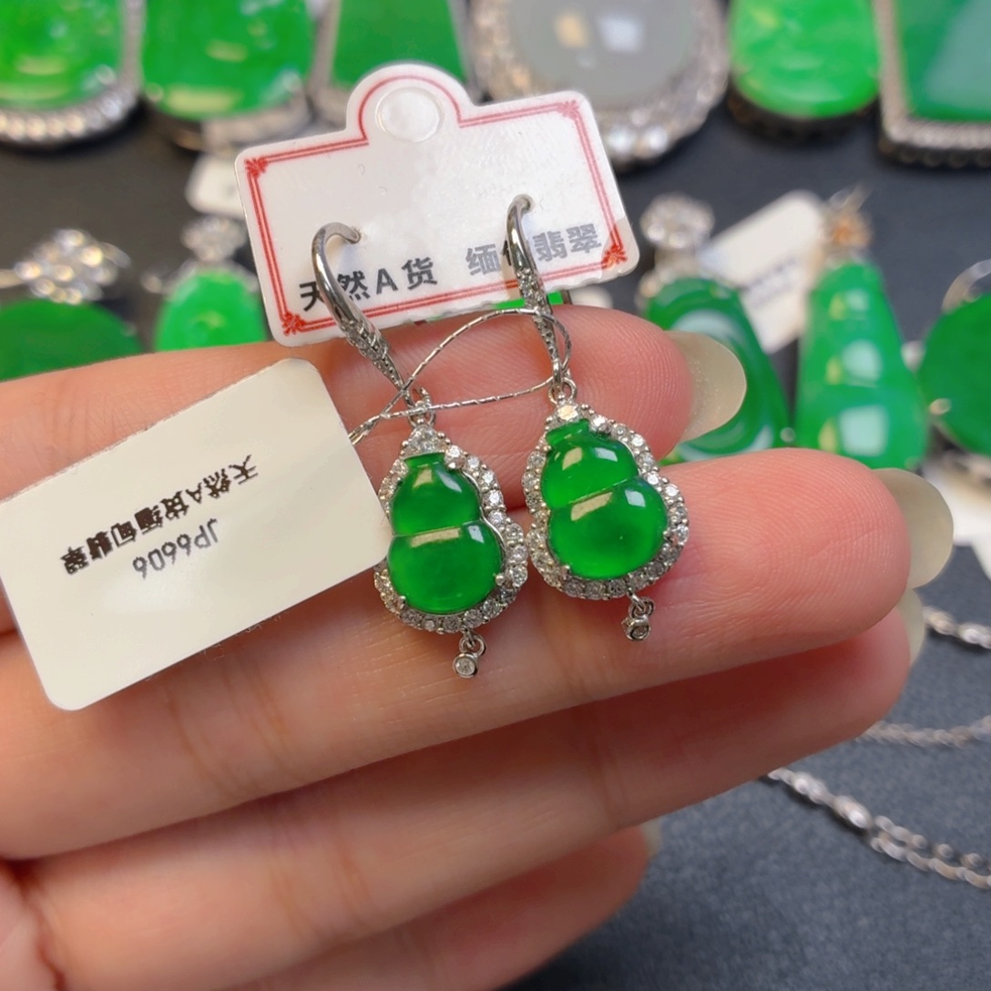 翡翠银S925镶嵌颈饰