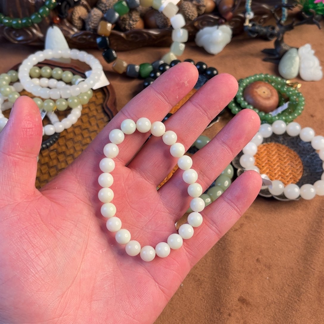 和田玉未镶嵌手链