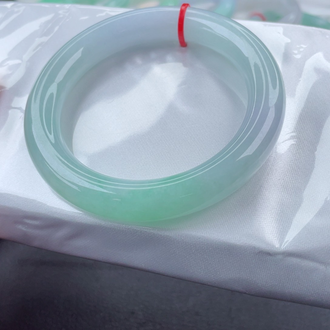翡翠手镯未镶嵌圆条54（主播推荐