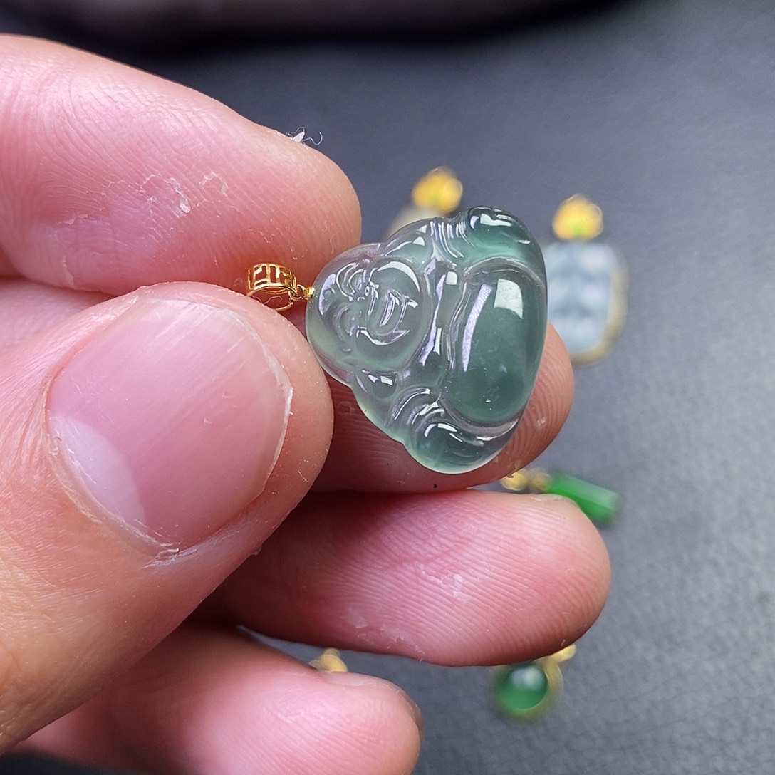 吊坠(不含链)18K金镶嵌翡翠