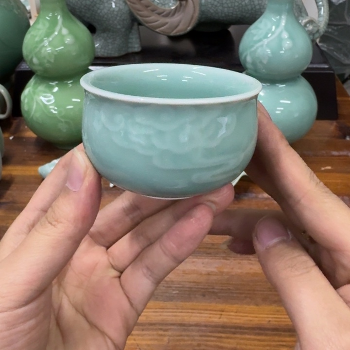 龙泉青瓷茶具微瑕5058