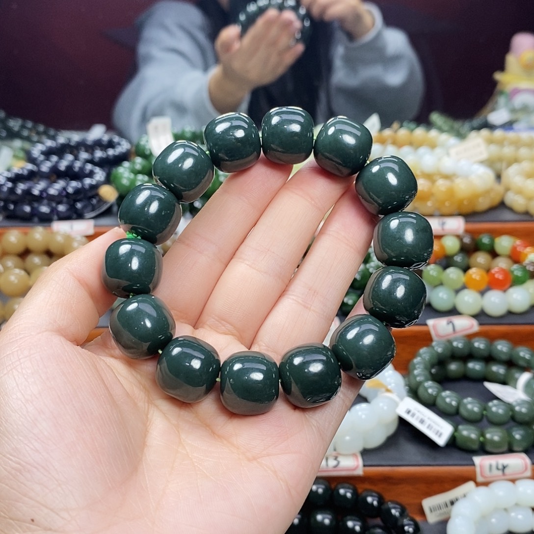 和田玉未镶嵌手链