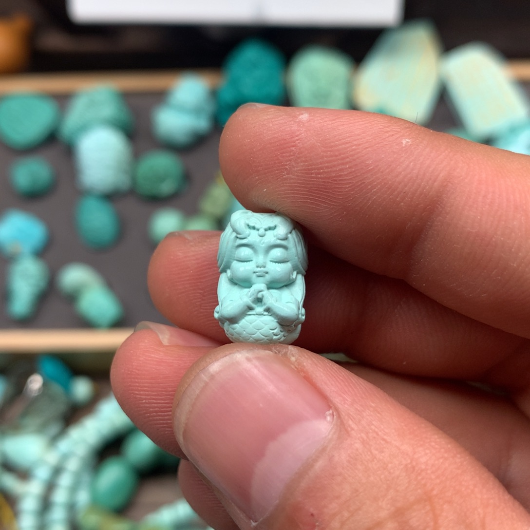 绿松石雕刻未镶嵌