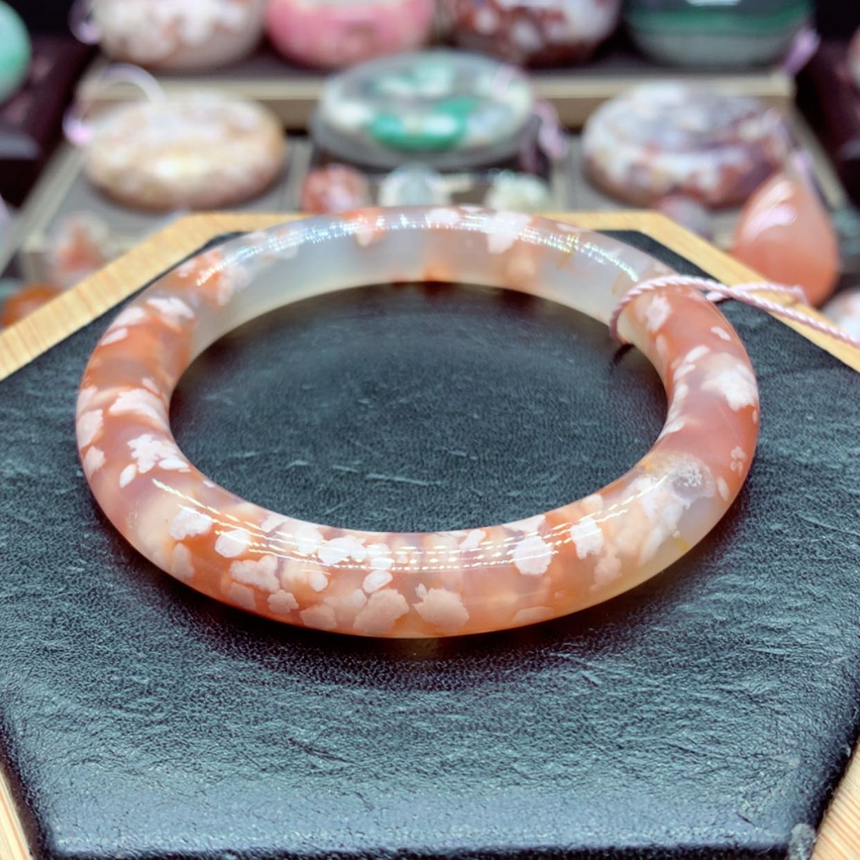 【闪购商品】玛瑙/玉髓未镶嵌手镯6盛**王