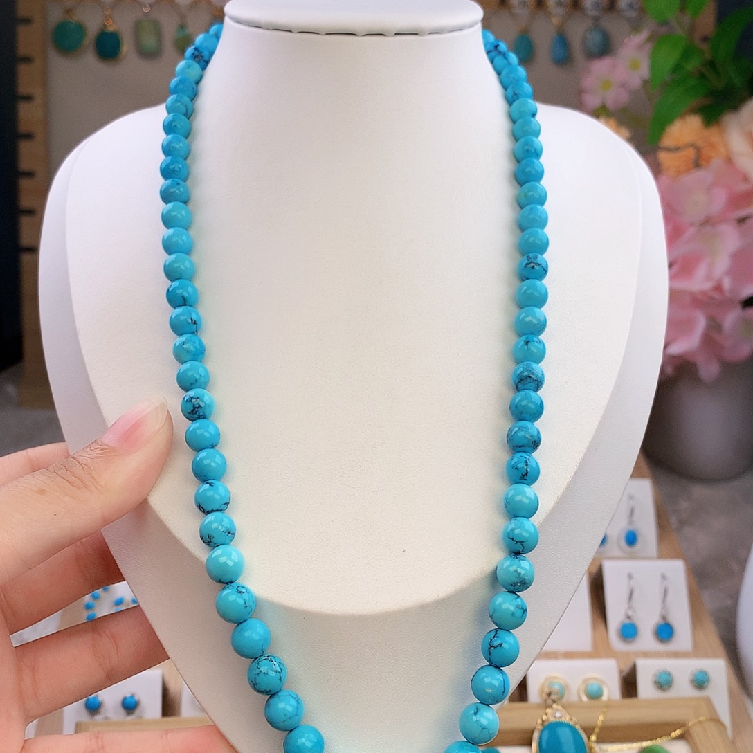 绿松石未镶嵌颈饰