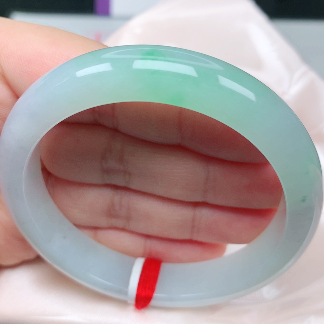 未镶嵌手镯翡翠52冰胶甜阳绿 飘小乌鸡