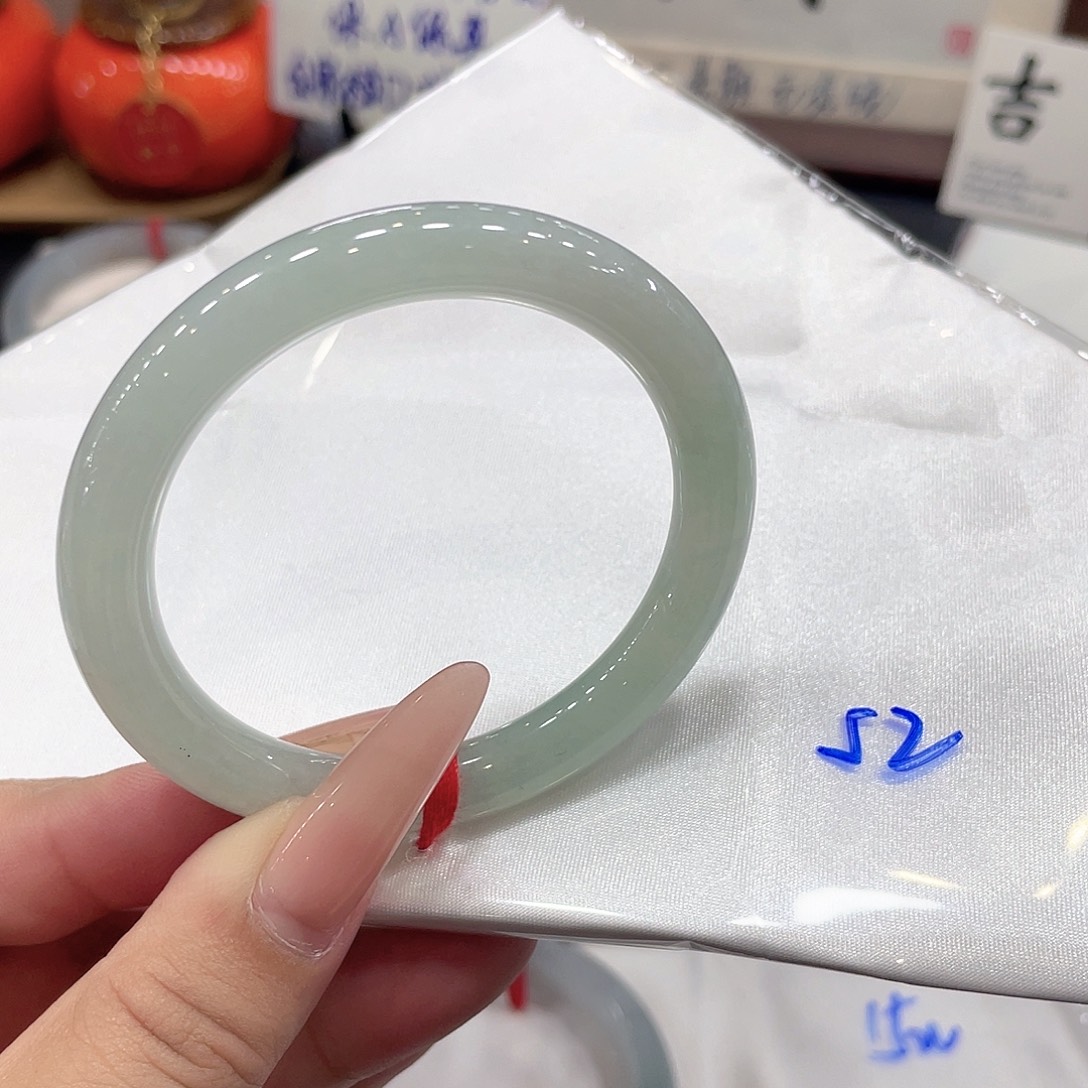 翡翠未镶嵌手镯天然缅甸翡翠手镯7