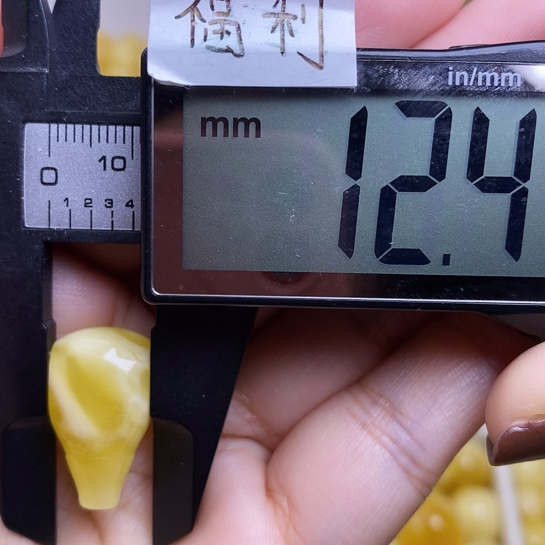 裸石琥珀未镶嵌蜜蜡三通金沙福利