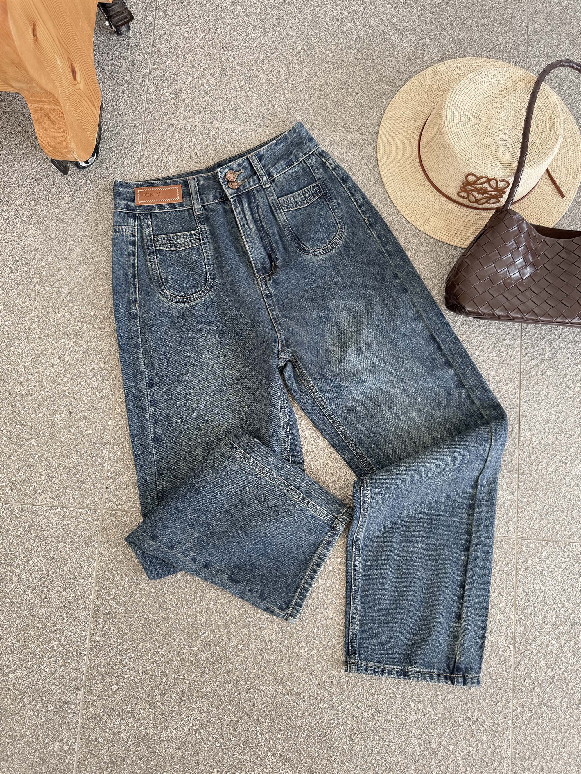 【破价+运费补贴】2025秋款复古高腰显瘦牛仔裤窄版直筒垂感宽松