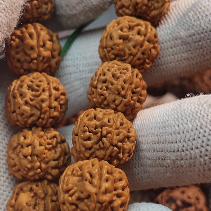 金刚菩提手串泡药作色